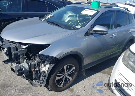 2017 Toyota Rav4 Xle z USA, uszkodzony, nr VIN 2T3WFREVXHW354052